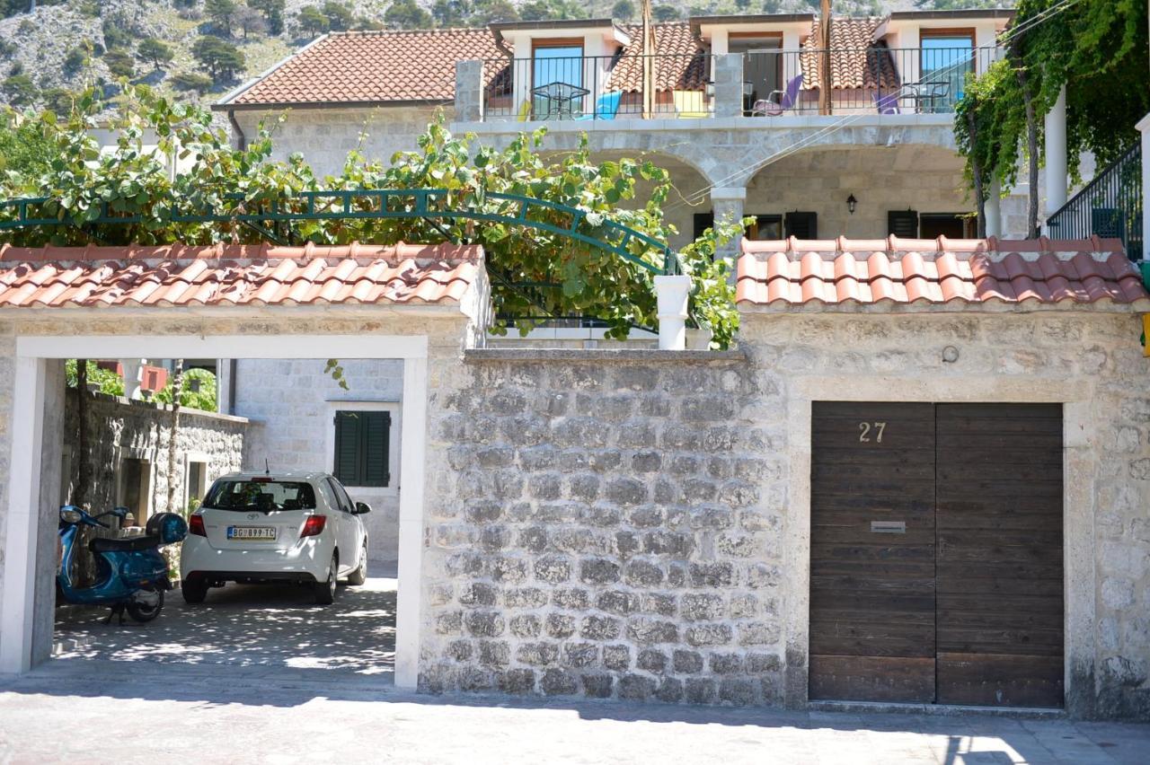 Guesthouse Anita Kotor Exteriér fotografie